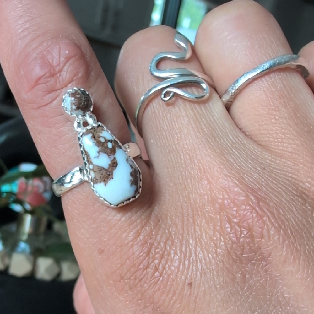 Sterling Silver Wild Horse Magnesite Ring